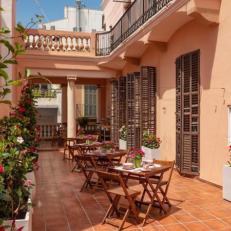 Antonios Hostal Sitges Exteriör bild