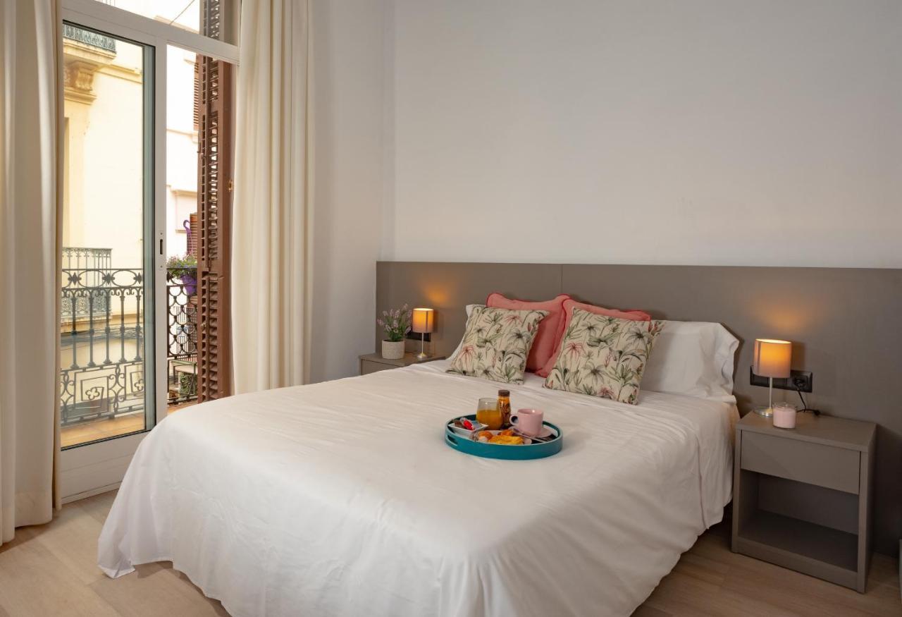 Antonios Hostal Sitges Exteriör bild