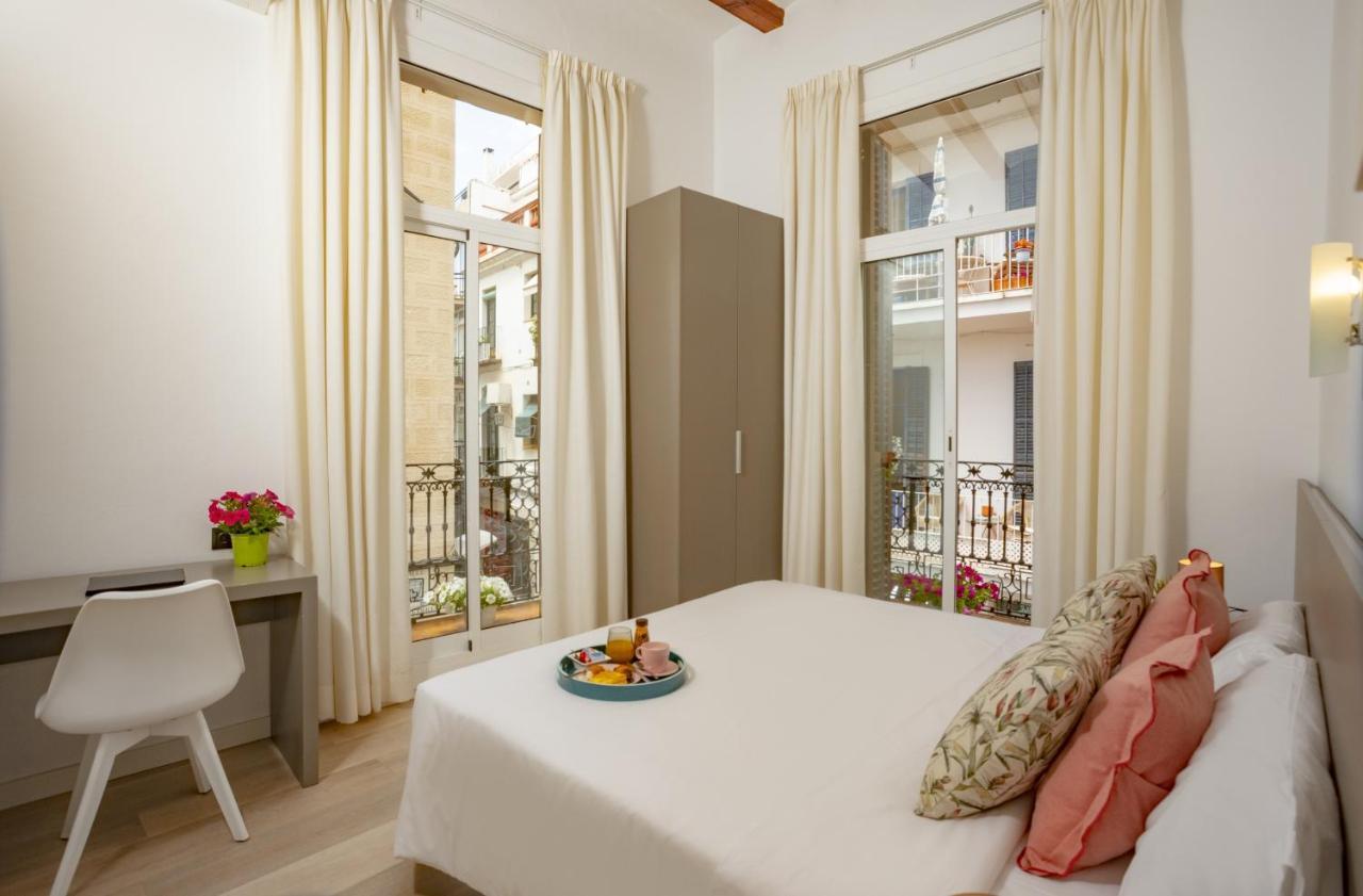 Antonios Hostal Sitges Exteriör bild